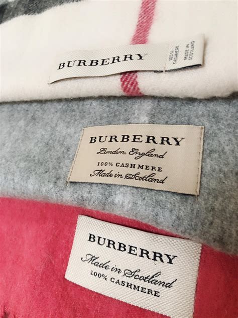 burberry scarf tag stitching|Burberry label authentic.